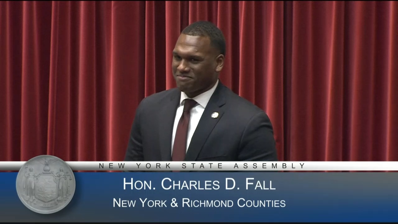 Assemblymember Fall Welcomes His Parents to the Assembly