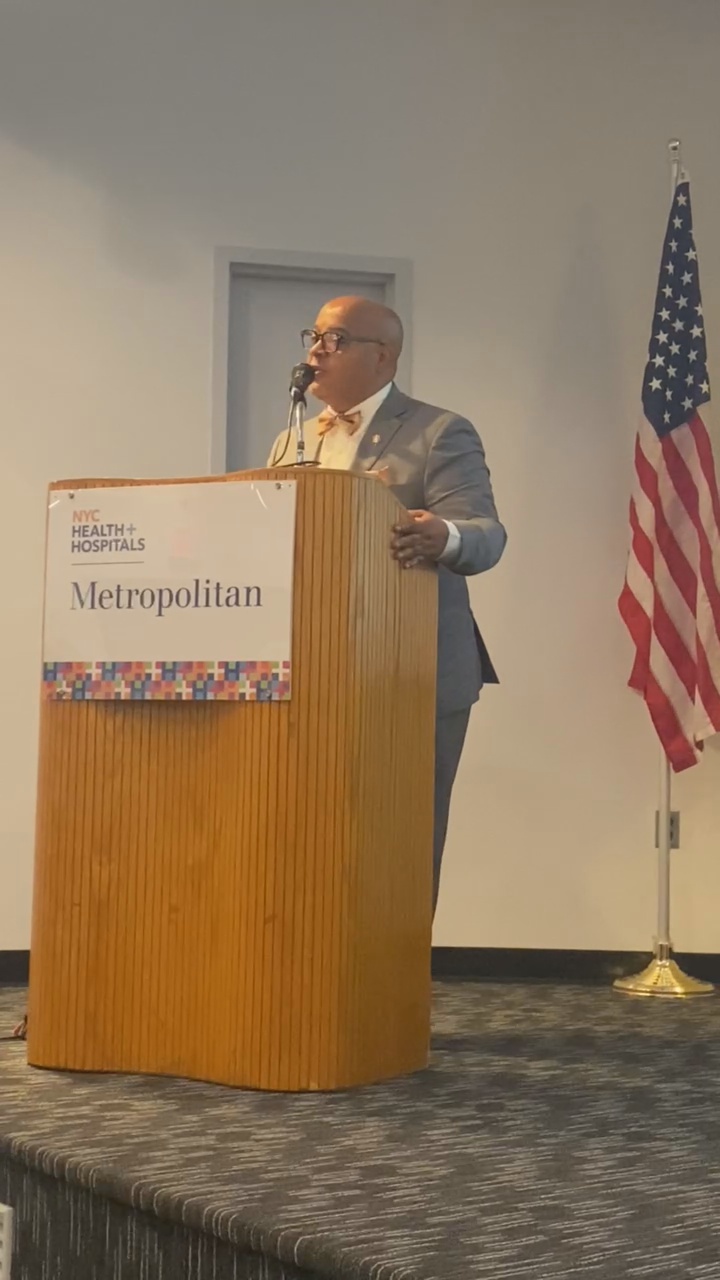 Assemblymember Eddie Gibbs Gives Remarks at Metropolitan Hospital Legislative Breakfast