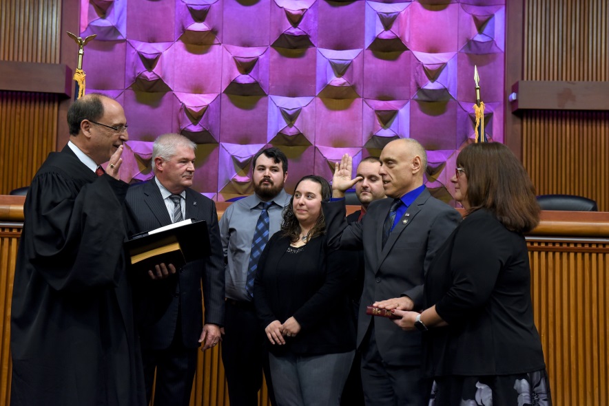 Assemblyman Joseph DeStefano (R, C, I, Ref- Medford) sworn in to state Assembly